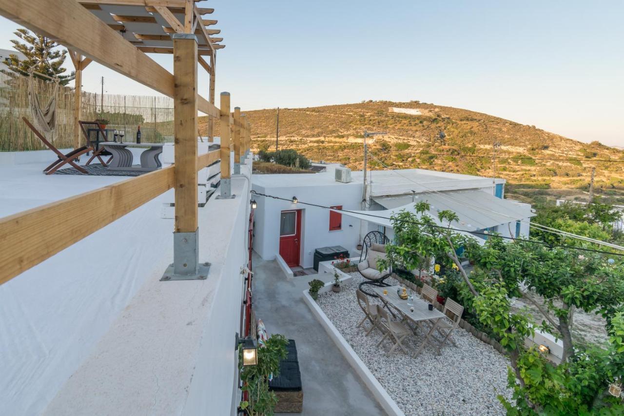 Milos Guesthouse Triovasálos Eksteriør billede